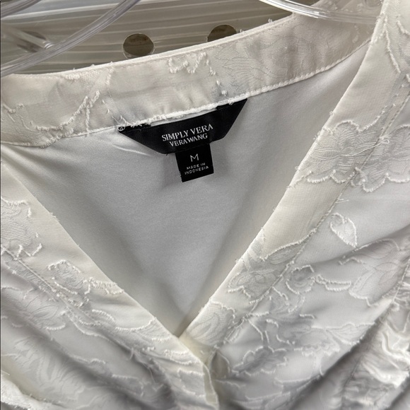 Simply Vera top M // 011015 - Picture 2 of 2